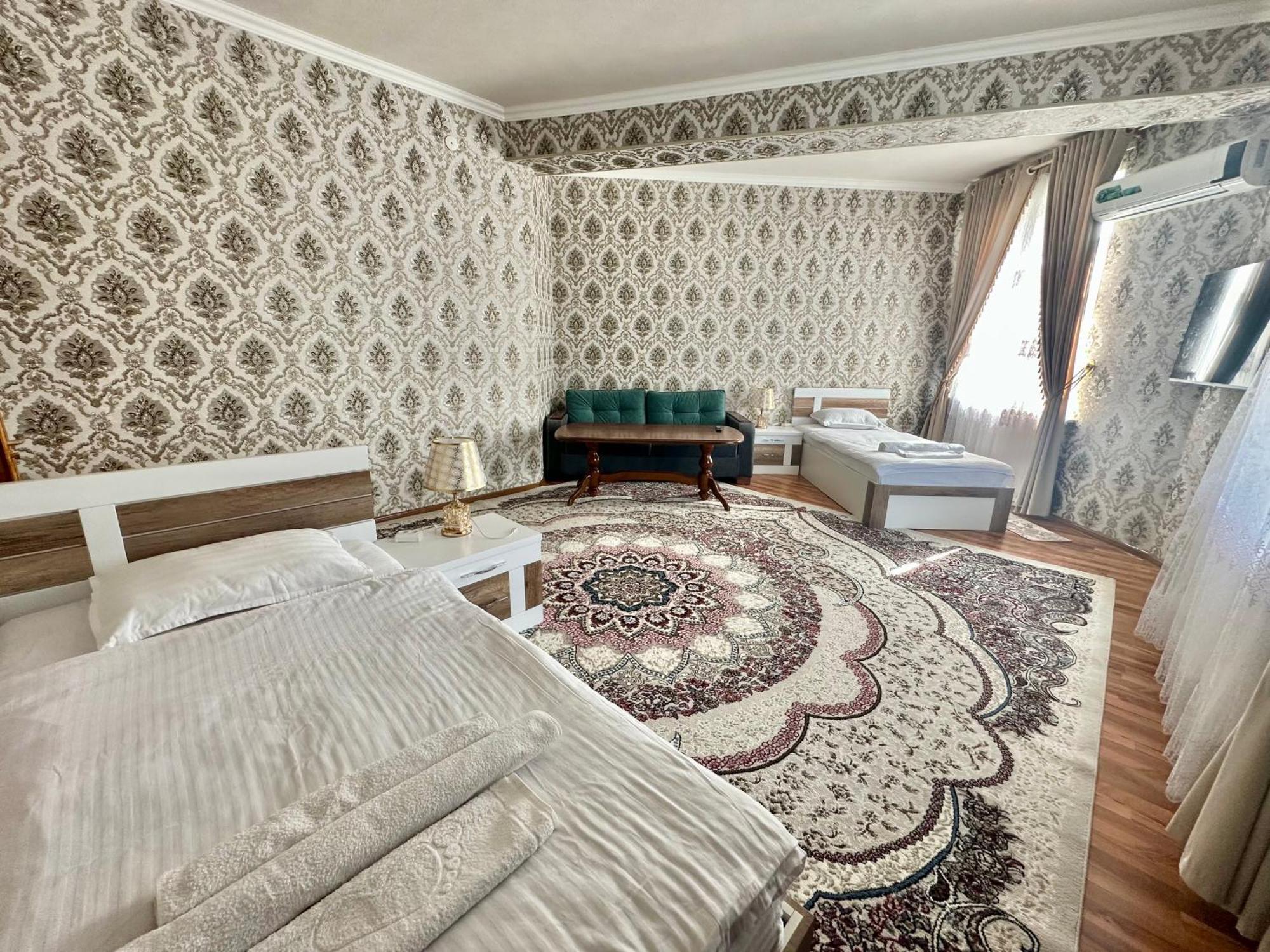 Comfort Inn Szamarkand Kültér fotó